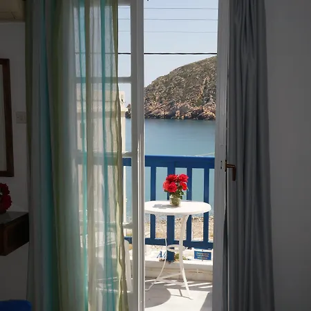Adonis Naxos