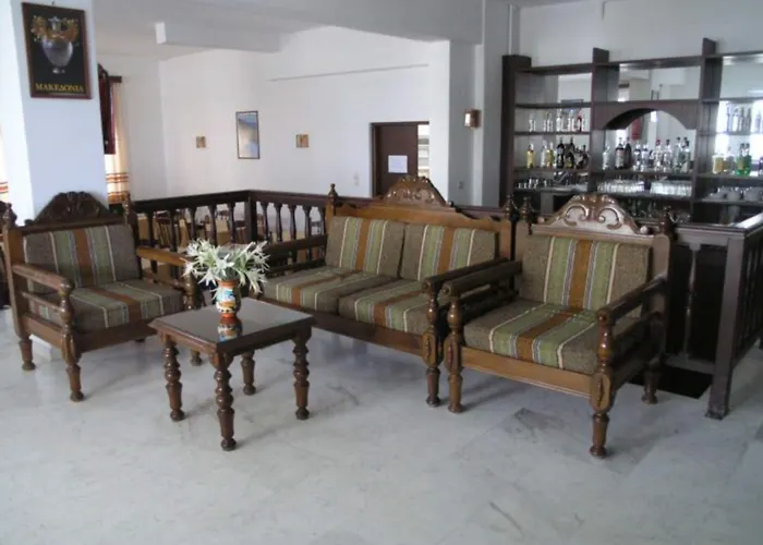 Adonis Naxos מלון