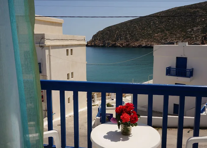 מלון Adonis Naxos אפולון