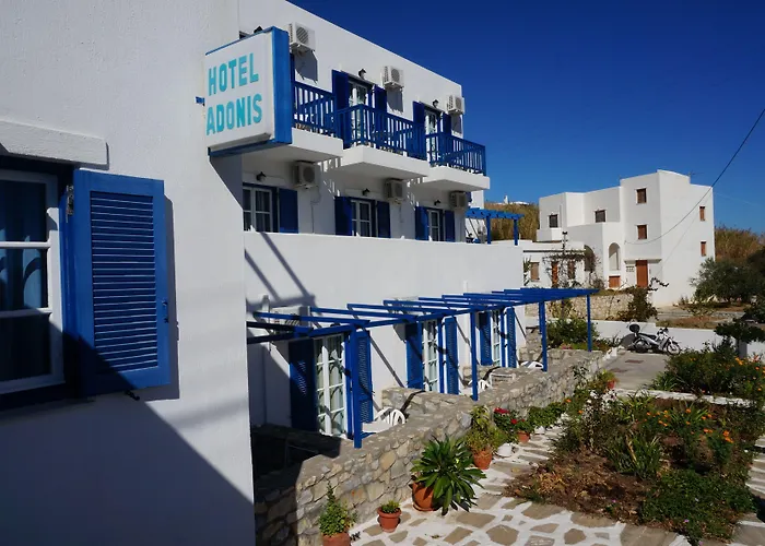 Adonis Naxos אפולון